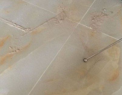 黄冈瓷砖空鼓维修公司分享粘合剂选择不当在瓷砖铺贴过程中可能导致以下问题